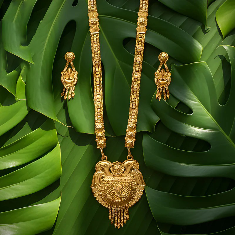 Necklace Set with Pendent & Matching Earrings